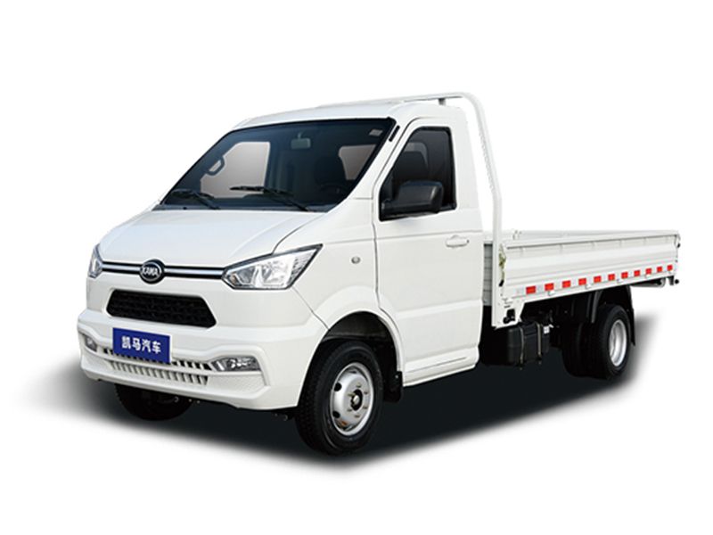 Yufeng-KAMA  Four-wheel flatbed vehicle